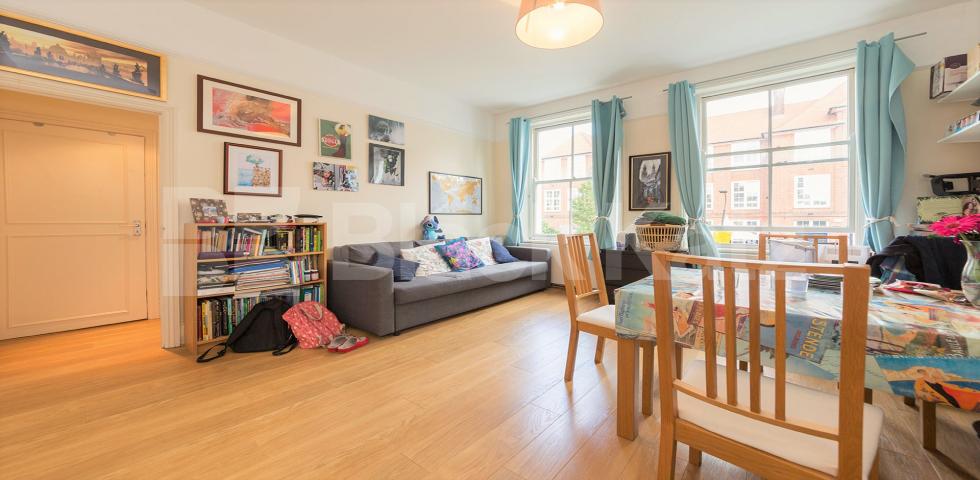 			1 Bedroom, 1 bath, 1 reception Flat			 Coverdale Road, , SHEPHERDS BUSH